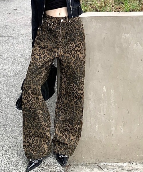 SHEENA（シーナ）の「レオパード柄ワイドパンツ（デニムパンツ・レディース・ブラウン/グレー・S/M/L）」の18枚目の写真