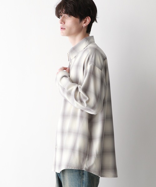 RAGEBLUE(レイジブルー)の「【UNISEX】Ombre check big shirt/オンブレチェック/オーバーサイズシャツ(シャツ/ブラウス・メンズ・ブラック/ホワイト系その他/ブラウン・SMALL/MEDIUM/LARGE)」の22枚目の写真