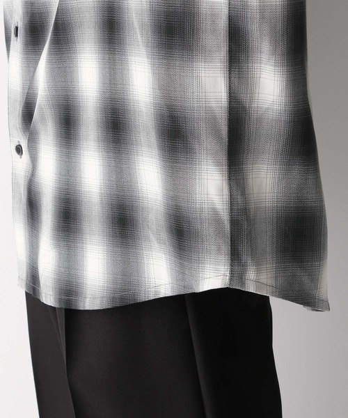 RAGEBLUE(レイジブルー)の「【UNISEX】Ombre check big shirt/オンブレチェック/オーバーサイズシャツ(シャツ/ブラウス・メンズ・ブラック/ホワイト系その他/ブラウン・SMALL/MEDIUM/LARGE)」の8枚目の写真