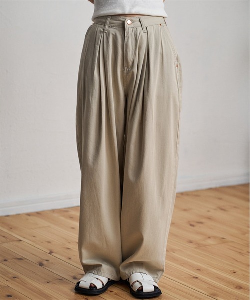 SUWDEE(スーディー)の「loose chino pants(チノパンツ・レディース・ベージュ・S)」の7枚目の写真
