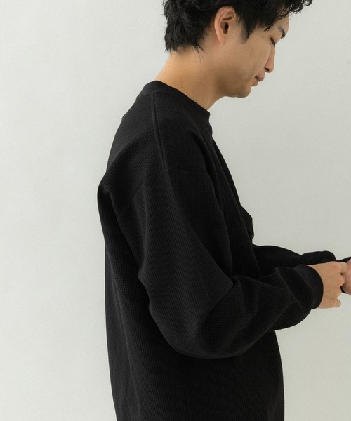 EKAL（エカル）の「『吸水速乾/UVカット』AIR FLEX サーマルロングスリーブTシャツ（Tシャツ/カットソー・メンズ・マスタード/ブラック/ホワイト・MEDIUM/LARGE）」の8枚目の写真