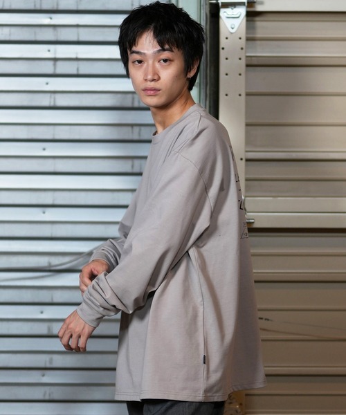 POLeR(ポーラー)の「【ムラサキスポーツ限定】POLER/ポーラー ロンT/長袖 ビックシルエット 刺繍ロゴ 吸汗速乾 249MCV0049(Tシャツ/カットソー・メンズ・ホワイト/グレー/ブラック・XL/L/M)」の14枚目の写真