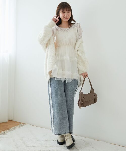 MAJESTIC LEGON（マジェスティックレゴン）の「ミニフリルチュール肩リボンピスチェ（キャミソール・レディース・グレー/アイボリー/ブラック・MEDIUM）」の5枚目の写真