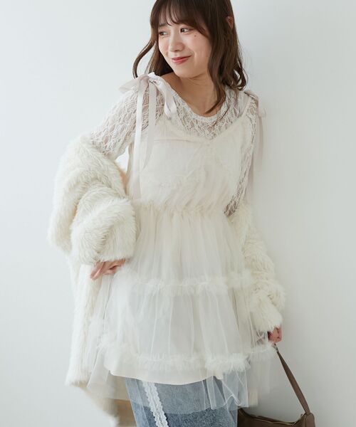 MAJESTIC LEGON（マジェスティックレゴン）の「ミニフリルチュール肩リボンピスチェ（キャミソール・レディース・グレー/アイボリー/ブラック・MEDIUM）」の10枚目の写真