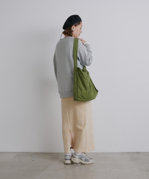 PUAL CE CIN(ピュアルセシン)の「【インフルエンサー企画】2WAYバッグ(トートバッグ・レディース・チャコールグレー/レッド/ピンク/イエロー/カーキ・FREE)」の21枚目の写真