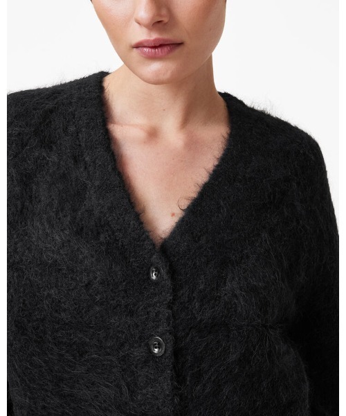 ALLSAINTS（オールセインツ）の「VORTEX V-NECK RELAXED FIT CARDIGAN | VORTEX Vネック リラックス フィット カーディガン（カーディガン/ボレロ・レディース・ブラック・S/M/XS/L）」の6枚目の写真