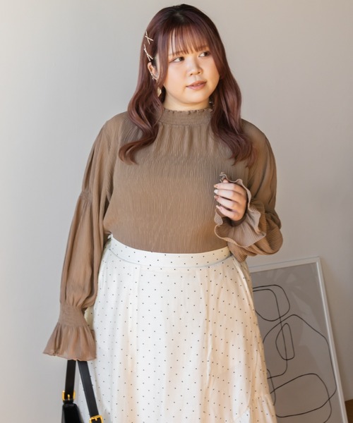 CLETTE(クレット)の「シアーシャーリングブラウス(シャツ/ブラウス・レディース・モカ/アイボリー/ブラック/ブルー・LL/3L/4L)」の16枚目の写真