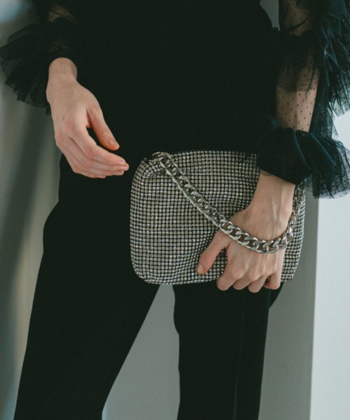 ECREL（エクレール）の「スクエアビジューミニバッグ（ショルダーバッグ・レディース・ブラック/シルバー・FREE）」の2枚目の写真