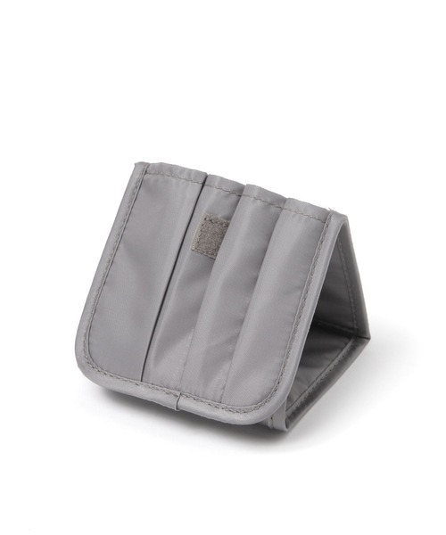LAKOLE（ラコレ）の「スタンドブラシコスメケース / 242475（ポーチ・レディース・グレー・FREE）」の9枚目の写真