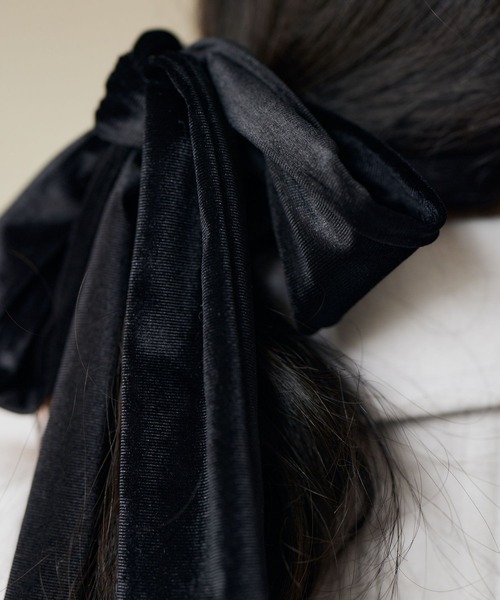 BARNYARDSTORM(バンヤードストーム)の「BARNYARDSTORM / ベロアリボンヘアアクセ(ヘアゴム・レディース・ブラック・FREE)」の4枚目の写真