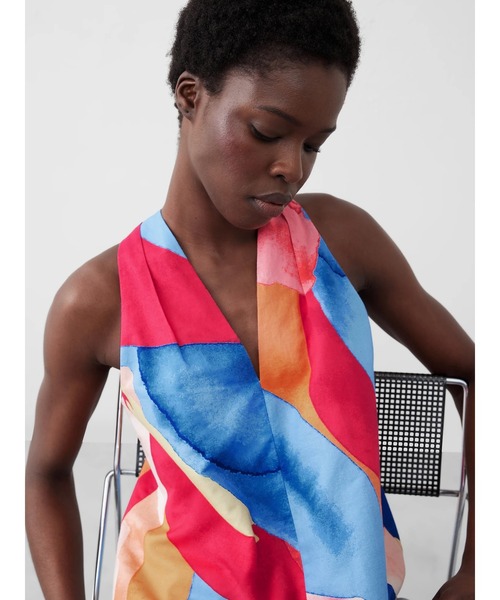 BANANA REPUBLIC FACTORY STORE(バナナリパブリック ファクトリーストア)の「BANANA REPUBLIC FACTORY STORE リネンブレンド Vネックトップス(シャツ/ブラウス・レディース・マルチ・S/XS/L/M)」の5枚目の写真