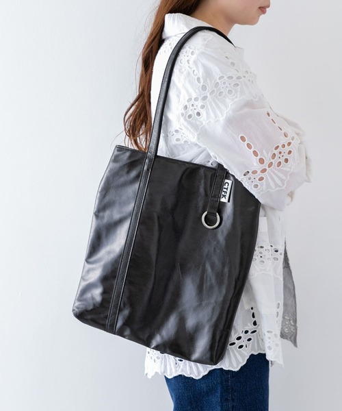 CONTROL FREAK / CTFK（コントロールフリーク）の「CONTROL FREAK　DAYトート（トートバッグ・レディース・ホワイト/ブラック/ゴールド・ONE）」の3枚目の写真