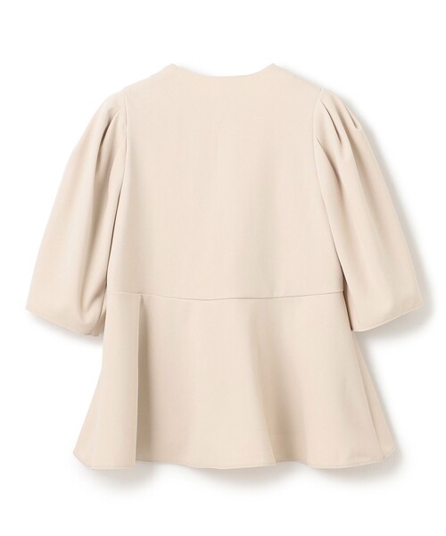 UNFILO(アンフィーロ)の「【VERY×UNFILOコラボ/セレモニー】BEAUTY MOVE ペプラムブラウス(シャツ/ブラウス・レディース・ネイビー系2/ブラック系2/アイボリー系2/ホワイト系・SMALL/LARGE/MEDIUM)」の13枚目の写真