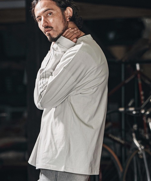 wjk reluxe（ダブルジェーケーリラックス）の「mlt5080-drop shoulder long sleeve cut sew ロンT（Tシャツ/カットソー・メンズ・ホワイト/ブラック/霜降りグレー・S/M/L/XL）」の3枚目の写真