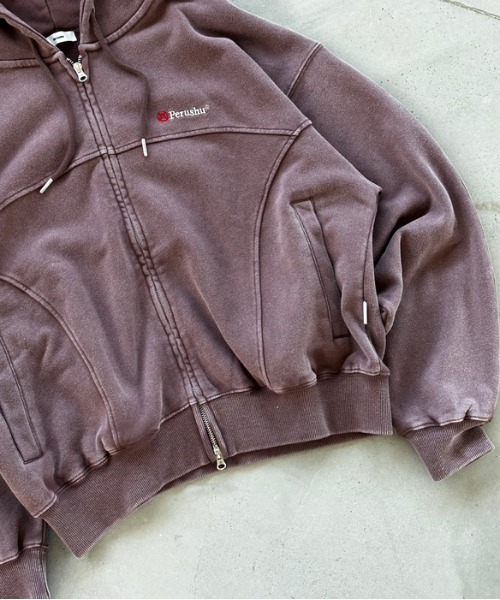 Perushu(ペルーシュ)の「vintage like docking design foodie ビンテージライクドッキングデザインフーディ(パーカー・メンズ・グレイッシュベージュ/チャコールグレー/ボルドー・MEDIUM/LARGE)」の17枚目の写真