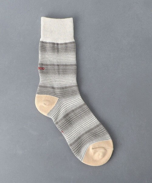 ROTOTO(ロトト)の「<ROTOTO> HORIZONTAL STRIPE CREW SOCKS/ストライプ クルーソックス(ソックス/靴下・メンズ・シャーベット/ライトブルー/ライトグレー・FREE)」の1枚目の写真