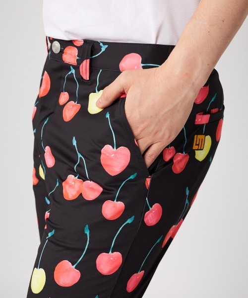Loudmouth（ラウドマウス）の「LOUDMOUTH/ラウドマウス ゴルフウェア エコ ショートパンツ ハーフパンツ 吸汗速乾 UVカット 接触冷感 遮熱 ストレッチ リサイクル糸（その他パンツ・メンズ・その他5/その他6/その他4/その他1/その他3/その他2・M/L/LL）」の7枚目の写真
