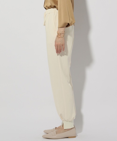 Elura（エルーラ）の「サマ見えジョガーパンツ＜低身長サイズあり＞/320065（その他パンツ・レディース・ネイビー/ブラック/オフホワイト・LARGE/FREE(S)/MEDIUM/X-LARGE）」の12枚目の写真