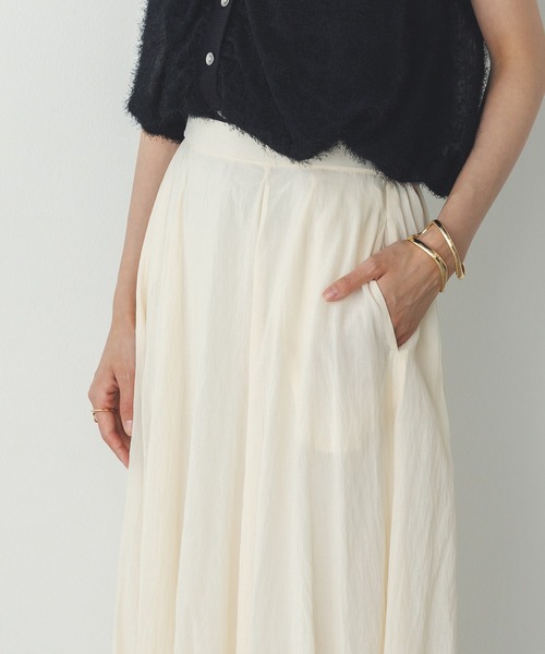 hunch（ハンチ）の「シアー マキシフレアスカート（スカート・レディース・アイボリー/ライトブルー/オレンジ/イエロー・FREE）」の15枚目の写真