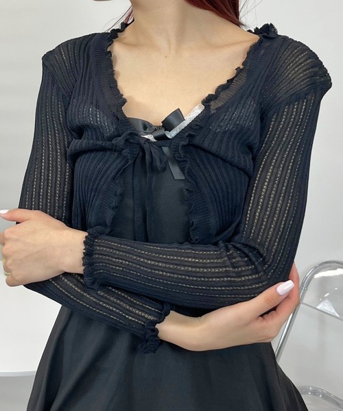 sevens(セブンズ)の「【sevens】CD Vネックレースアップカーディガン(カーディガン/ボレロ・レディース・ブラック/サックスブルー/ホワイト・FREE)」の2枚目の写真