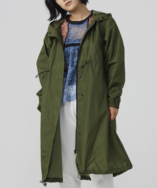 Wpc.（ダブリュピーシー）の「ワールドパーティー W.P.C  R1101 LONG MODS レインコート（レインコート/ポンチョ・レディース・ネイビー/グリーン系その他/ベージュ・FREE）」の3枚目の写真