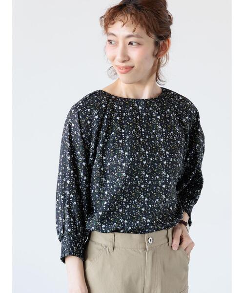 Lugnoncure（ルノンキュール）の「無地/柄アソート袖口シャーリングブラウス（シャツ/ブラウス・レディース・キナリ/イエロー/ネイビー/オフホワイト/ブラック・F）」の5枚目の写真