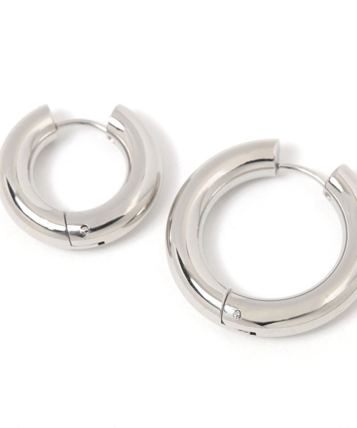 LOWRYS FARM（ローリーズファーム）の「ステンレスフープピアス 326071（ピアス（両耳用）・レディース・キャメル/ベージュ/グレー/グレー系その他・FREE）」の6枚目の写真