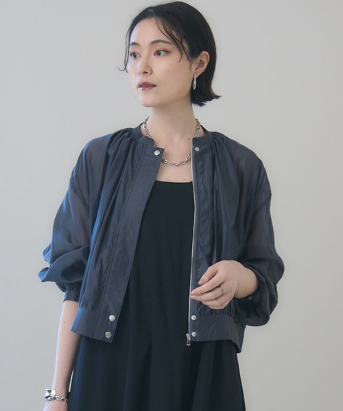 Paradise Picnic(パラダイスピクニック)の「シアーギャザーブルゾン(ブルゾン・レディース・グレイッシュベージュ/チャコールグレー・FREE)」の1枚目の写真