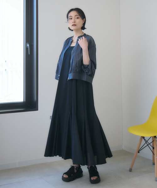 Paradise Picnic(パラダイスピクニック)の「シアーギャザーブルゾン(ブルゾン・レディース・グレイッシュベージュ/チャコールグレー・FREE)」の3枚目の写真