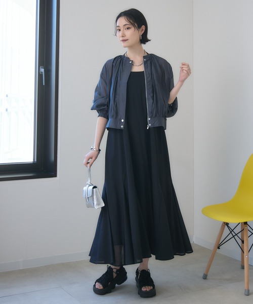 Paradise Picnic(パラダイスピクニック)の「シアーギャザーブルゾン(ブルゾン・レディース・グレイッシュベージュ/チャコールグレー・FREE)」の4枚目の写真