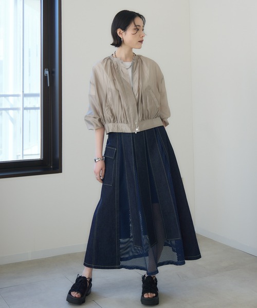 Paradise Picnic(パラダイスピクニック)の「シアーギャザーブルゾン(ブルゾン・レディース・グレイッシュベージュ/チャコールグレー・FREE)」の16枚目の写真