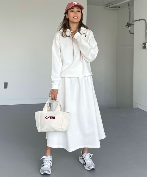 フレアスカートスウェットパーカーセットアップ（セットアップ