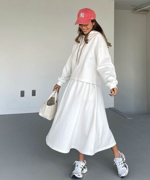 フレアスカートスウェットパーカーセットアップ（セットアップ