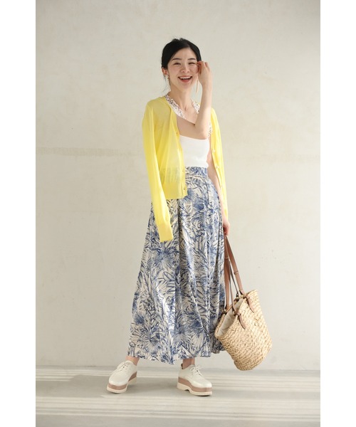 cawaii（カワイイ）の「ボタニカル柄とろみ艶ロングスカート（スカート・レディース・ブルー・FREE）」の9枚目の写真