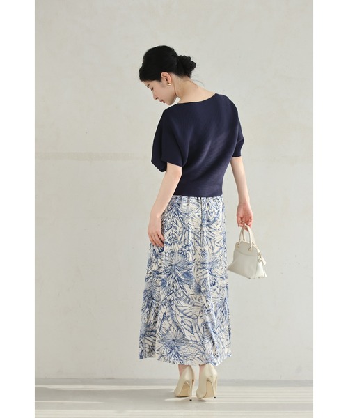 cawaii（カワイイ）の「ボタニカル柄とろみ艶ロングスカート（スカート・レディース・ブルー・FREE）」の16枚目の写真