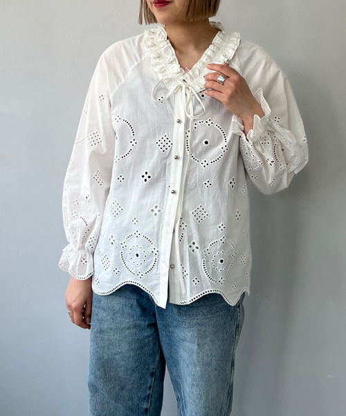 フリルVネック パンチングレース コットンシャツ FQ24S084【Fano