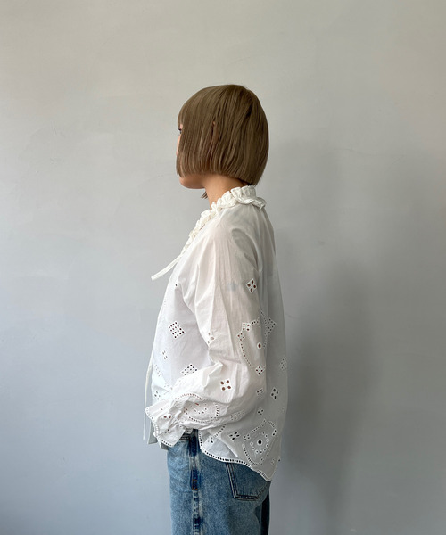 フリルVネック パンチングレース コットンシャツ FQ24S084【Fano