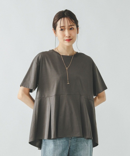 GLOBAL WORK（グローバルワーク）の「快適ペプラムプルオーバー半袖/289382（Tシャツ/カットソー・レディース・チャコールグレー/ブラック/アイボリー/ブルー系その他5・MEDIUM/LARGE）」の4枚目の写真
