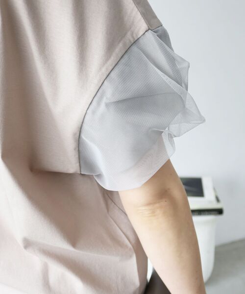 le.coeur blanc（ルクールブラン）の「《手洗い可能》チュールねじりスリーブフレンチプルオーバー（Tシャツ/カットソー・レディース・ブラック/グレイッシュベージュ/オフホワイト/ベージュ・38）」の11枚目の写真