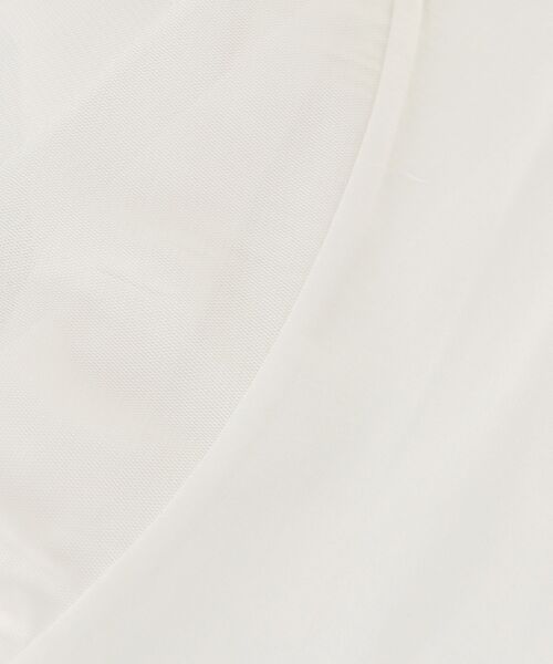 le.coeur blanc（ルクールブラン）の「《手洗い可能》チュールねじりスリーブフレンチプルオーバー（Tシャツ/カットソー・レディース・ブラック/グレイッシュベージュ/オフホワイト/ベージュ・38）」の16枚目の写真