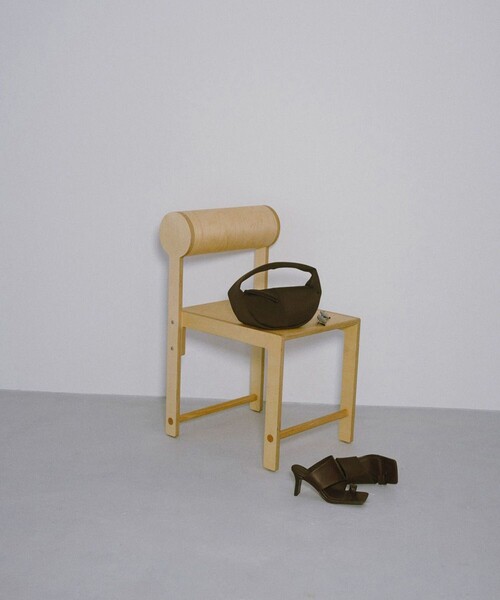 TODAYFUL（トゥデイフル）の「【TODAYFUL/トゥデイフル】Bonding Wrap Bag/ボンディングラップバッグ（ハンドバッグ・レディース・ブラック/ダークブラウン・FREE）」の8枚目の写真