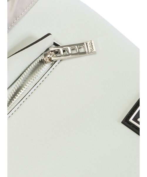 UN3D.（アンスリード）の「2WAY DIVER PURSE / 2WAYダイバーパース（ショルダーバッグ・レディース・ブラック/グレー/カーキ・FREE）」の9枚目の写真