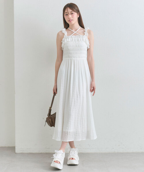 OLIVE des OLIVE(オリーブデオリーブ)の「【S/Mサイズ展開】シャーリングフリルキャミワンピ(ワンピース・レディース・オフホワイト/サックスブルー/アイボリー/ブラック・SMALL/MEDIUM)」の22枚目の写真
