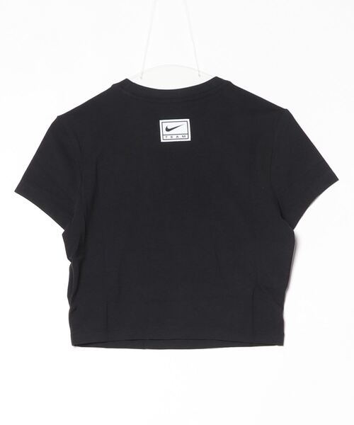 NIKE（ナイキ）の「ナイキ NIKE ナイキ  NSW スリム クロップ ストリート S/S Tシャツ（Tシャツ/カットソー・レディース・オフホワイト/ブラック・S/M/L）」の3枚目の写真