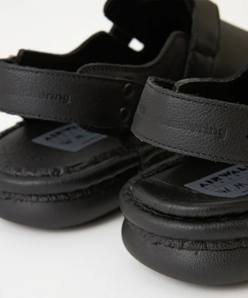 WHITE MOUNTAINEERING(ホワイトマウンテニアリング)の「【White Mountaineering / ホワイトマウンテニアリング】W.M.B.C. × AIRWALK 'OUTLAND SANDAL'(スニーカー・メンズ・ブラック・26.5/27.5)」の4枚目の写真