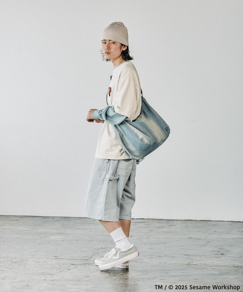 BAYFLOW（ベイフロー）の「【SESAME STREET(セサミストリート)】別注アソートプリント半袖Tシャツ（Tシャツ/カットソー・メンズ・オフホワイト/ベージュ/チャコール/ネイビー・LARGE/MEDIUM）」の7枚目の写真