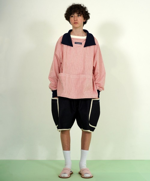 TUCKSHOP(タックショップ)の「DENIM PIPING SHORTS / デニム パイピング ショーツ(デニムパンツ・レディース・ネイビー・1/2)」の2枚目の写真