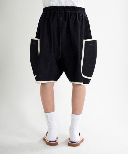 TUCKSHOP(タックショップ)の「DENIM PIPING SHORTS / デニム パイピング ショーツ(デニムパンツ・レディース・ネイビー・1/2)」の8枚目の写真