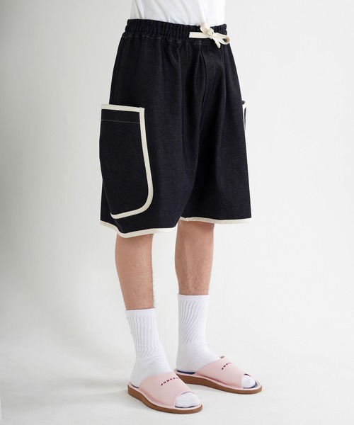 TUCKSHOP(タックショップ)の「DENIM PIPING SHORTS / デニム パイピング ショーツ(デニムパンツ・レディース・ネイビー・1/2)」の11枚目の写真