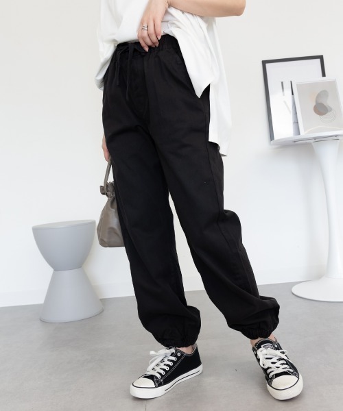 RCD(アールシーディー)の「ゆったりジョガーパンツ(チノパンツ・レディース・ベージュ/ライトカーキ/ブラック・M/L/LL/3L/4L)」の6枚目の写真